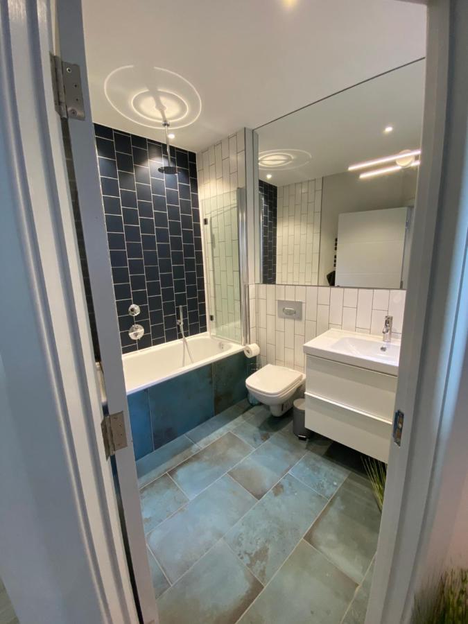 May Road, Stylish Townhouse Twickenham Extérieur photo