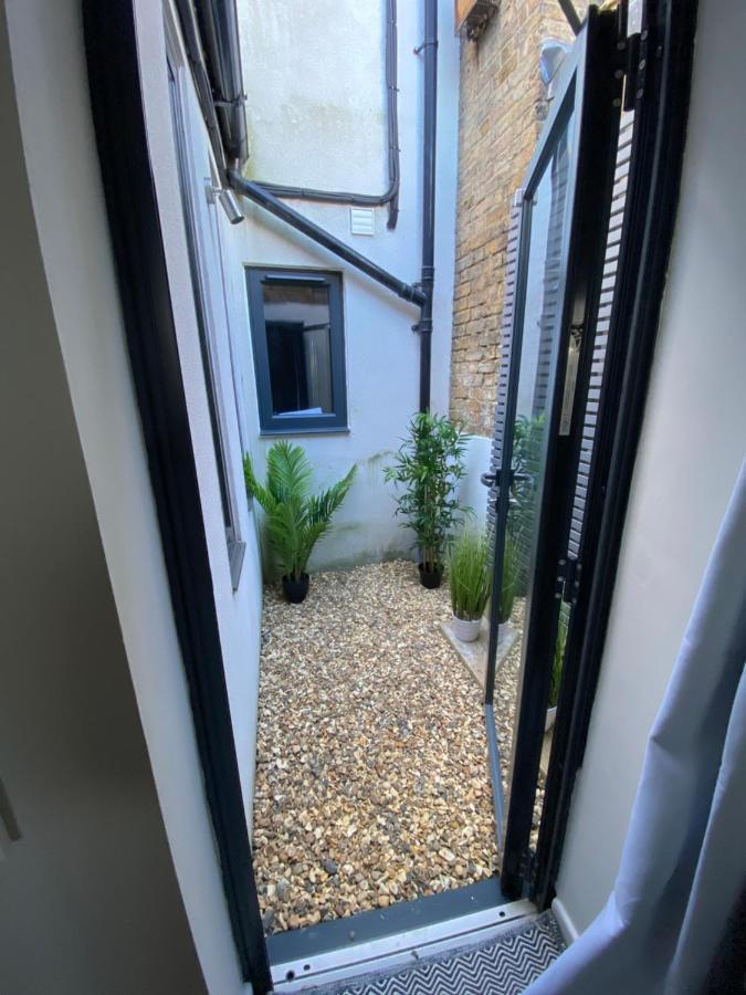 May Road, Stylish Townhouse Twickenham Extérieur photo